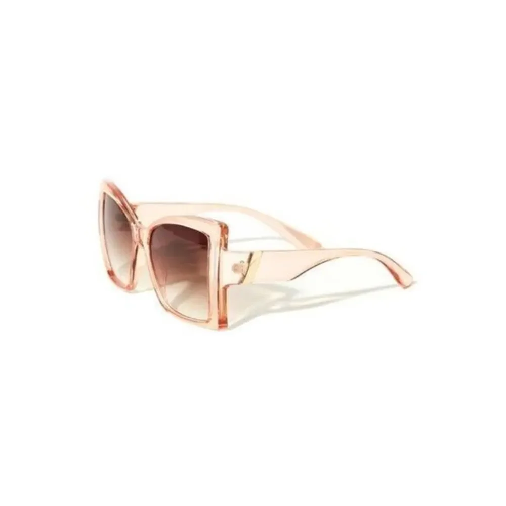 All The Right Angles Sunglasses‎ Blush